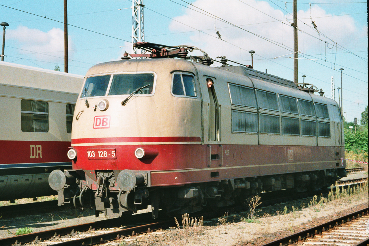 103 128 in Berlin-Schöneweide, 199x