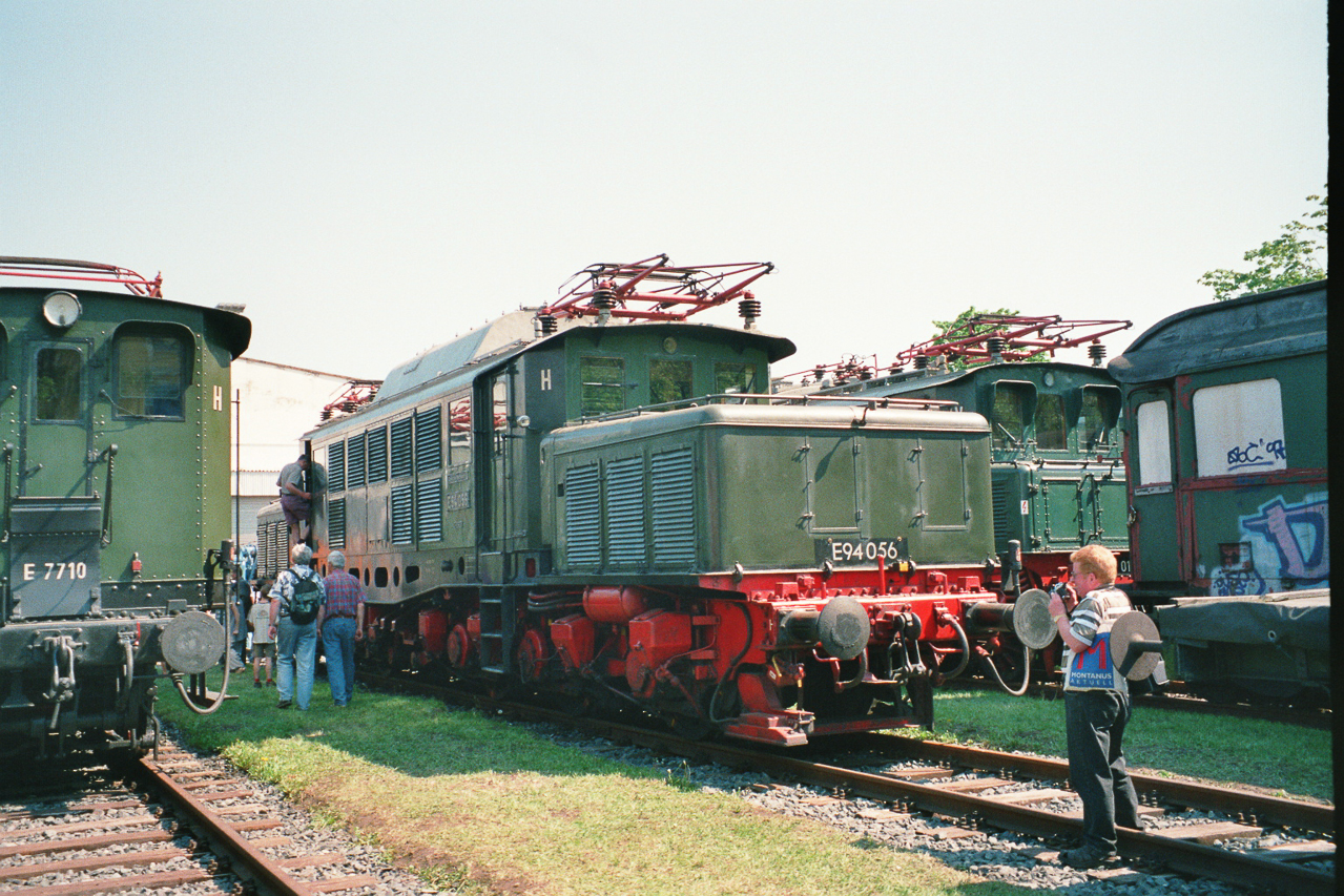 E94 056 in Dresden, 199x